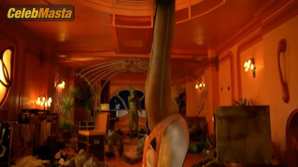 Milla Jovovich Photos from The Fifth Element photo 17