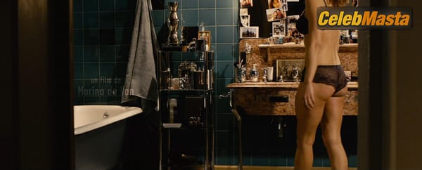 Monica Bellucci Photo Gallery from Don’t Look Back photo 8