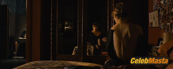 Monica Bellucci Photo Gallery from Don’t Look Back photo 11