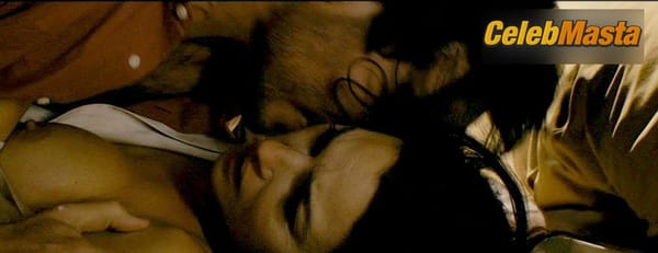 Monica Bellucci Photo Gallery from Don’t Look Back photo 18