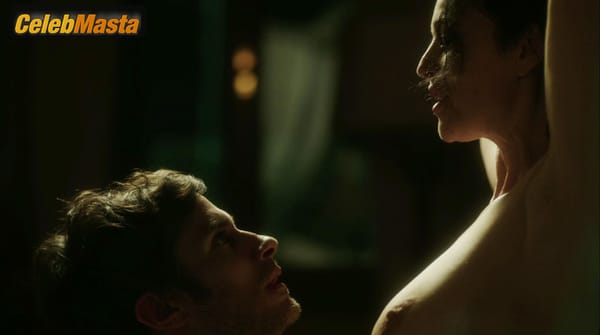 Monica Bellucci Photo Collection from Mozart In The Jungle photo 5