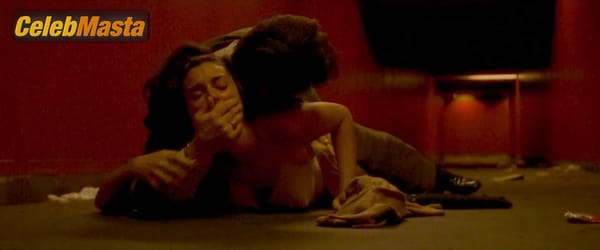 Monica Bellucci Photo Collection from Irreversible photo 39