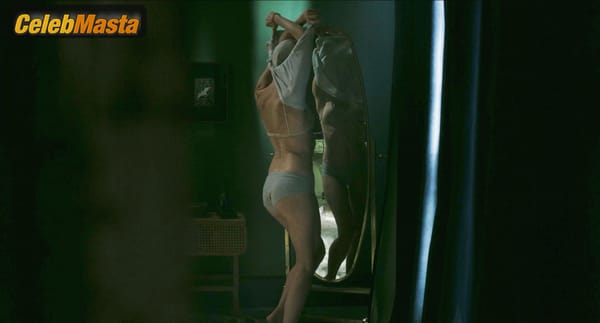 Naomi Watts Scene Photos Gallery from Goodnight Mommy photo 19