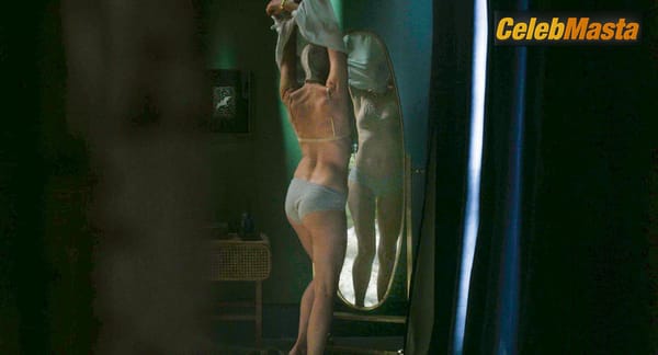 Naomi Watts Scene Photos Gallery from Goodnight Mommy photo 25