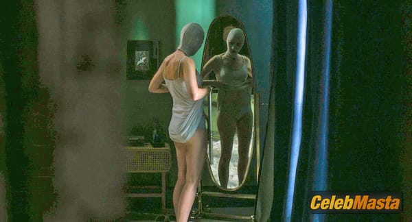 Naomi Watts Scene Photos Gallery from Goodnight Mommy photo 27