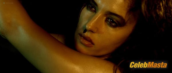 Monica Bellucci Photos from Dobermann photo 13