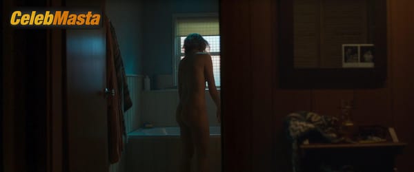 Naomi Watts Photo Collection from Infinite Storm photo 4