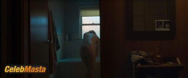 Naomi Watts Photo Collection from Infinite Storm photo 5