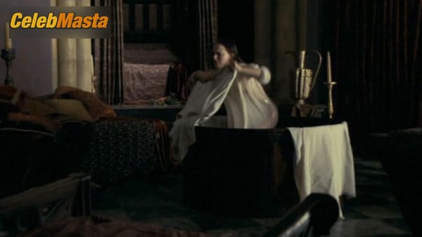 Natalie Portman Photos from The Other Boleyn Girl photo 5