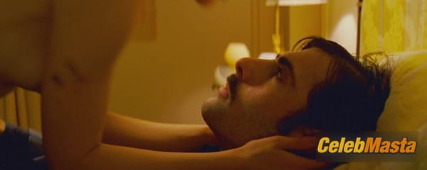 Natalie Portman Photos from Hotel Chevalier photo 7