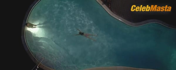 Natalie Portman Photo Gallery from Garden State photo 5