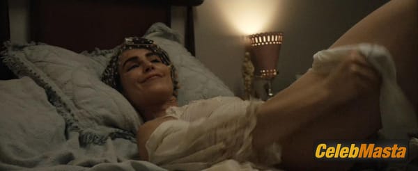 Noomi Rapace Photo Gallery from The Secrets We Keep photo 4