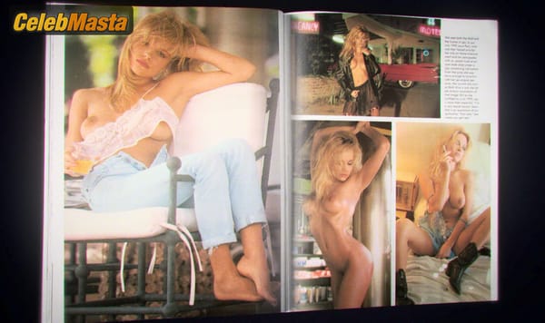 Pamela Anderson Photos from Pamela, A Love Story photo 11