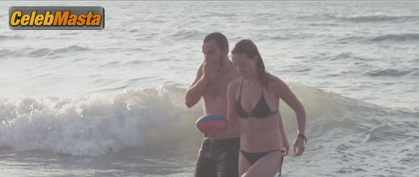 Olivia Wilde Photo Collection from Drinking Buddies photo 10