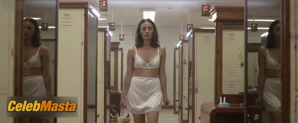 Paulina Gaitan Photo Gallery from Las Ninas Bien photo 10