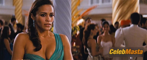 Paula Patton Scene Photos Gallery from Mission Impossible – Ghost Protocol photo 9