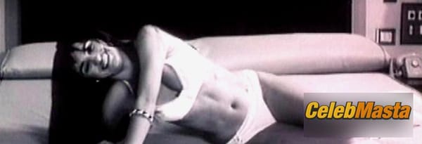 Penelope Cruz Photo Gallery from El Amor Perjudica Seriamente La Salud photo 8