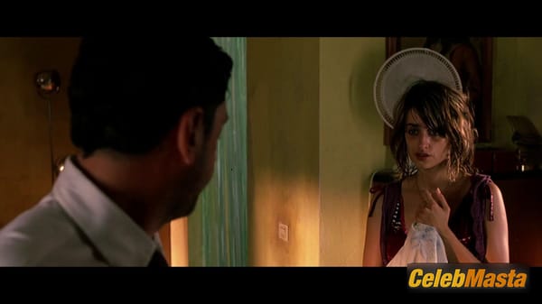 Penelope Cruz Scene Photos Gallery from Don’t Move photo 6