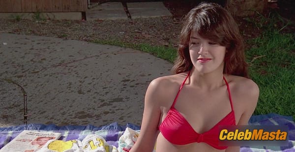 Phoebe Cates Photo Collection from Fast Times At Ridgemont High photo 11