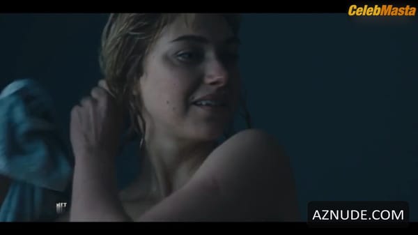 Pop Lara Photo Gallery from Spitting Ldam photo 16