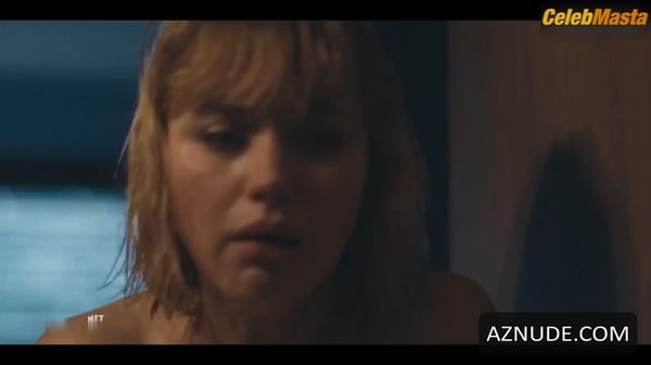 Pop Lara Photo Gallery from Spitting Ldam photo 17