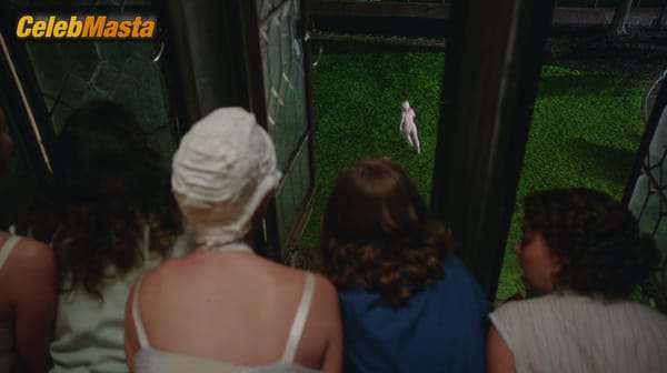 Rachel Brosnahan Photo Gallery from The Marvelous Mrs. Maisel photo 36