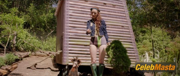 Rachel Brosnahan Photos from I’m Obsessed With You photo 8