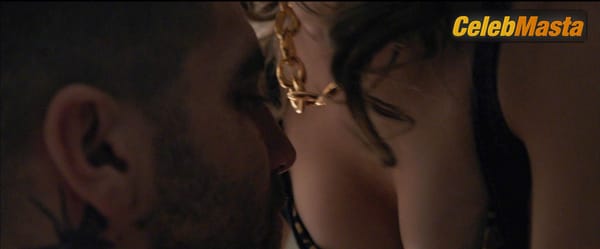 Rachel McAdams Scene Photos Gallery from Southpaw photo 7