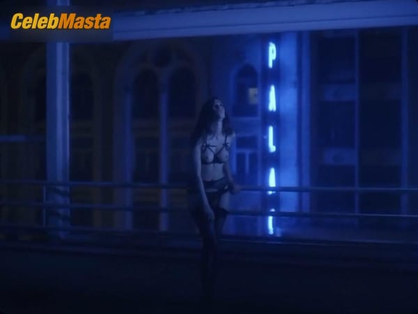 Rebecca Dayan Photos from Sexsomnia photo 6