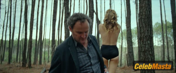 Riley Keough Photos from The Devil All The Time photo 8