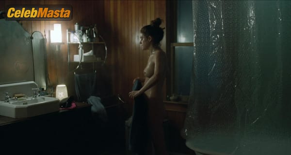 Riley Keough Photo Collection from The Lodge photo 11