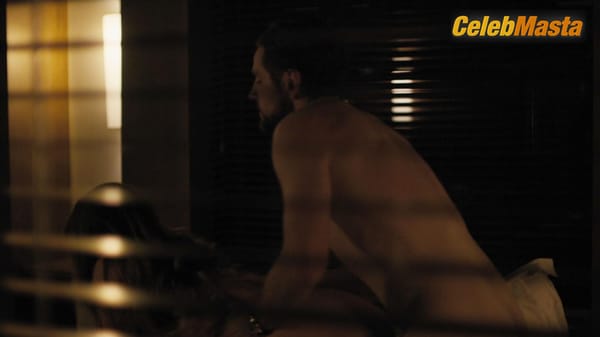 Riley Keough Scene Photos Gallery from The Girlfriend Experience photo 24