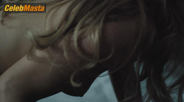 Riley Keough Scene Photos Gallery from The Girlfriend Experience photo 58