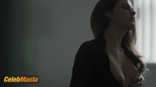 Riley Keough Scene Photos Gallery from The Girlfriend Experience photo 66