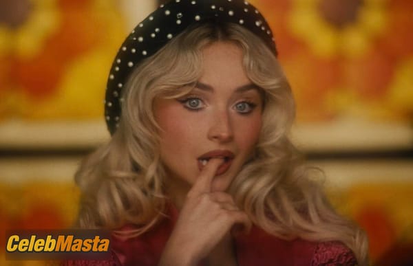 Sabrina Carpenter Photo Gallery from House Tour photo 14