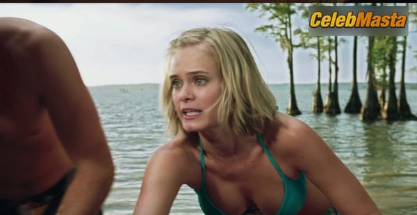 Sara Paxton Photos from Shark Night 3d photo 21