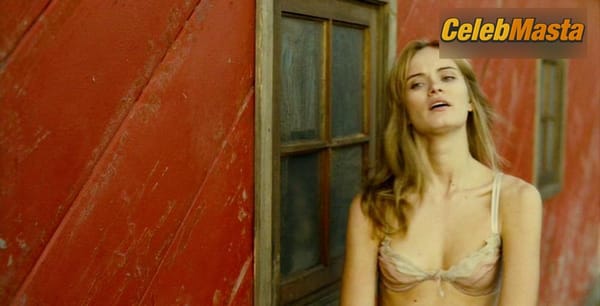 Photo Gallery: Sara Paxton in The Last House On The Left photo 1