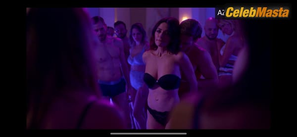 Photo Gallery: Sarah Shahi in Sex/life photo 15