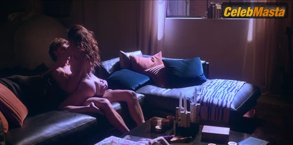 Photo Gallery: Sarah Shahi in Sex/life photo 46