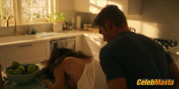 Photo Gallery: Sarah Shahi in Sex/life photo 73