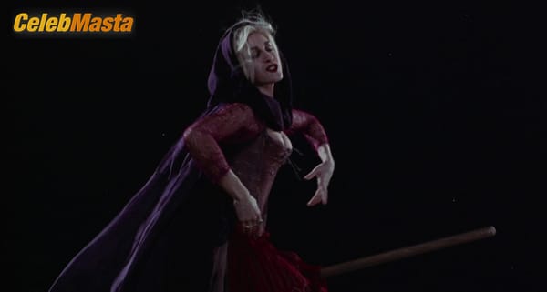 Sarah Jessica Parker Scene Photos Gallery from Hocus Pocus photo 1