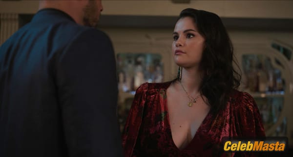 Selena Gomez Photo Gallery from Only Murders In The Building photo 15