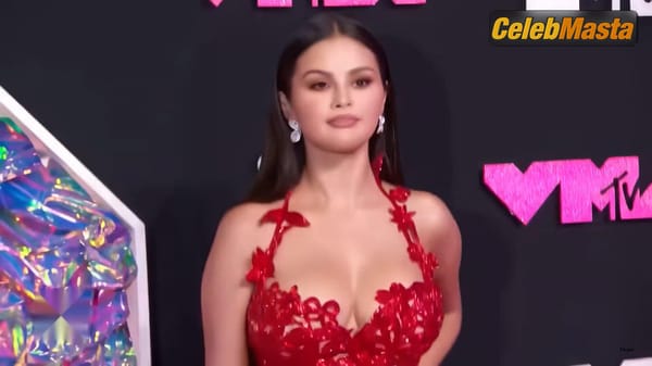 Selena Gomez Scene Photos Gallery from Mtv Video Music Awards photo 5
