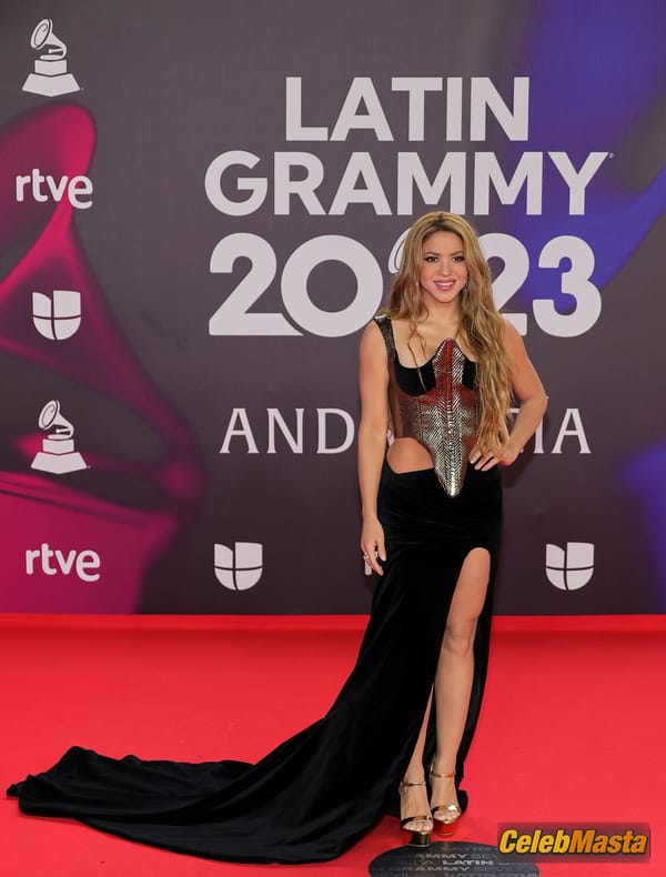 Photo Gallery: Shakira in The Grammy Awards photo 14