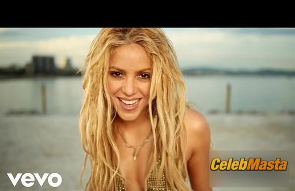 Shakira Scene Photos Gallery from Loca photo 6
