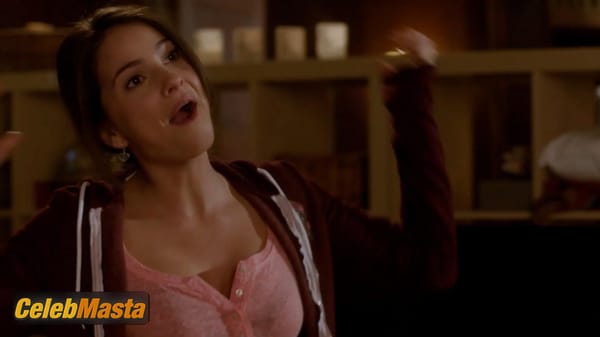 Shelley Hennig Photo Gallery from The Secret Circle photo 30