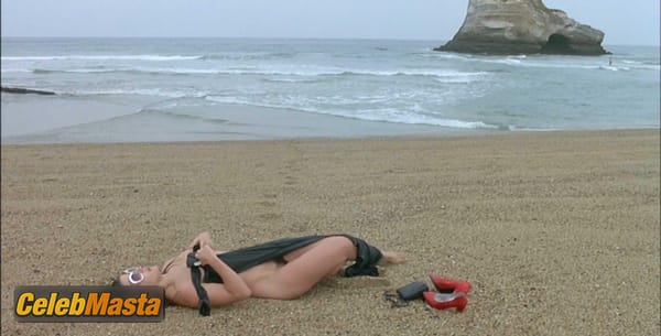 Sophie Marceau Scene Photos Gallery from Mes Nuits Sont Plus Belles Que Vos Jours photo 9