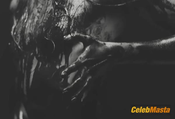Photo Gallery: Taylor Momsen in For I Am Death // Life Evermore Pt.2 photo 5
