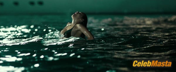 Photo Gallery: Teresa Palmer in Point Break photo 10