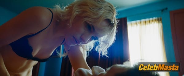 Photo Gallery: Willa Fitzgerald in Strange Darling photo 29